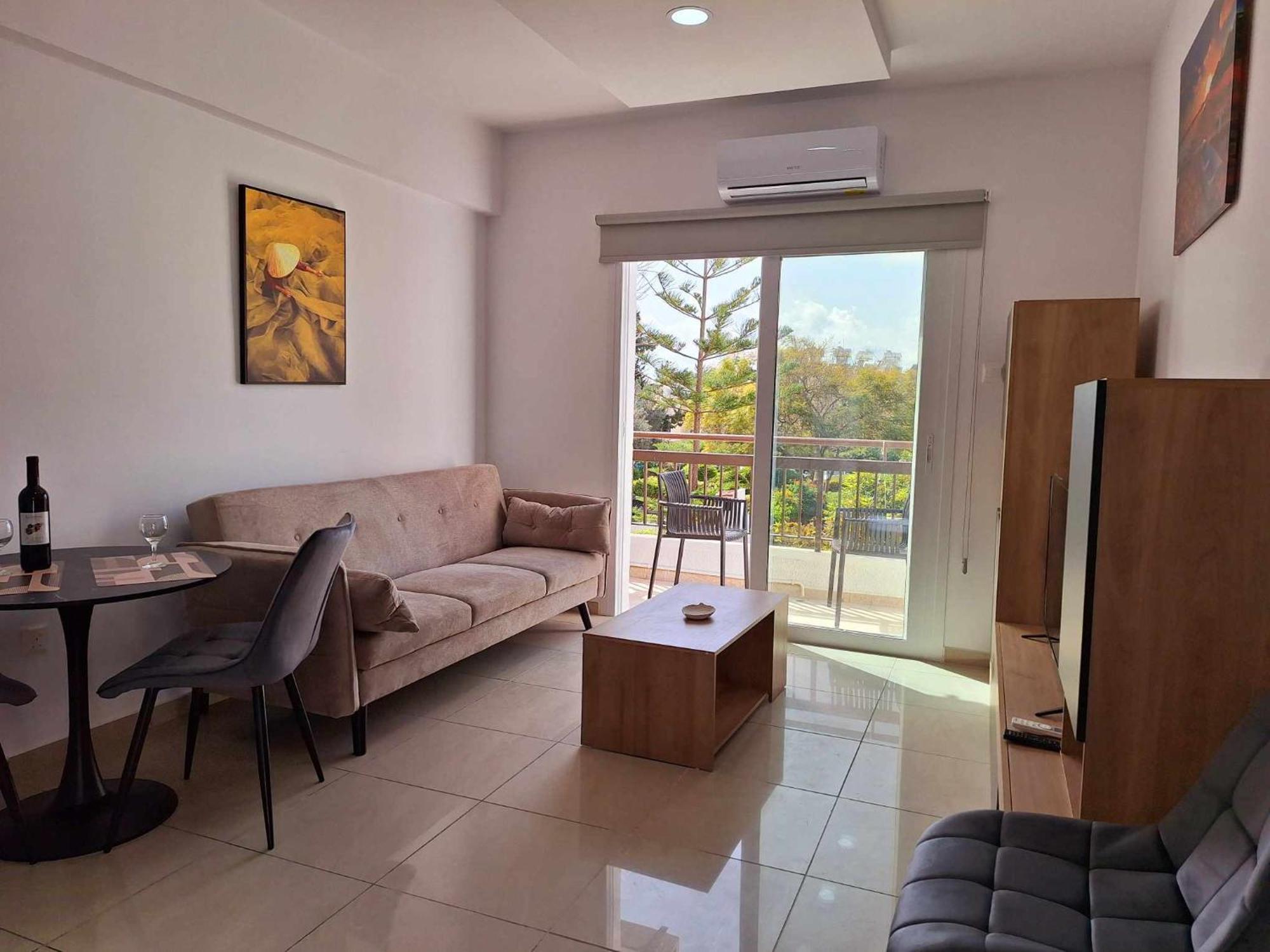 Stylish Apt Kato Paphos Close To Beach & Vibrant Harbor Life Экстерьер фото