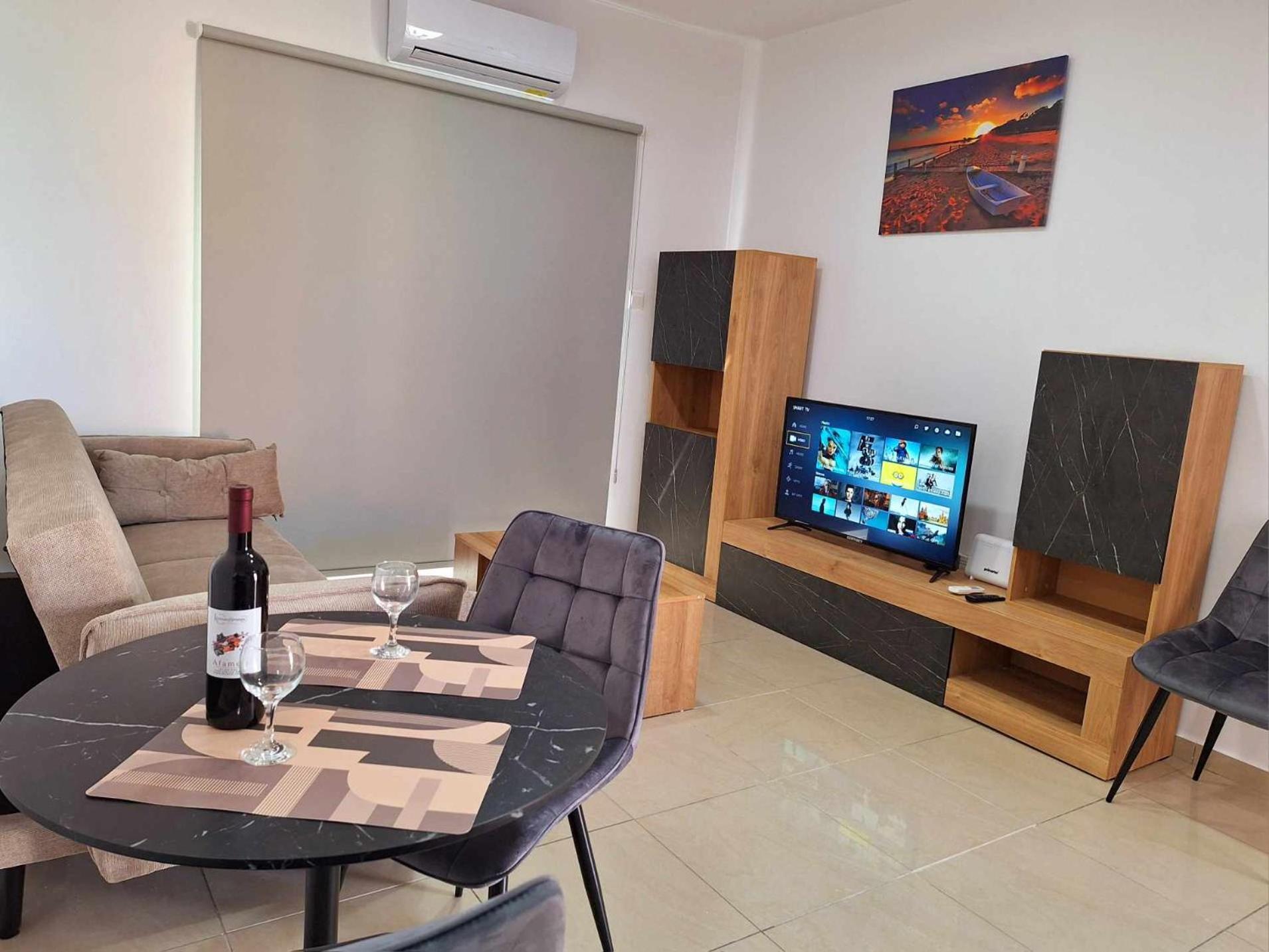 Stylish Apt Kato Paphos Close To Beach & Vibrant Harbor Life Экстерьер фото